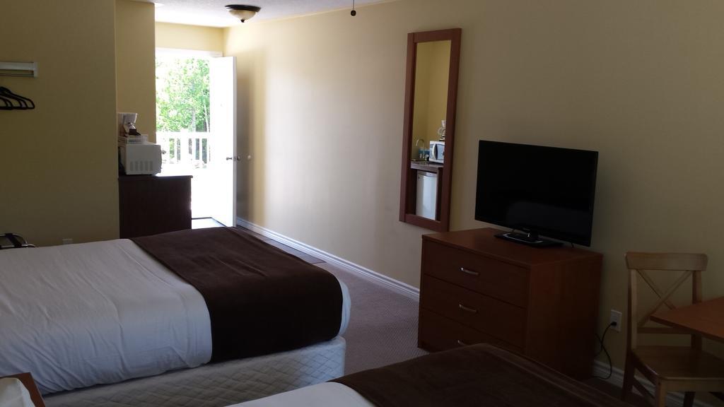 Escarpment Heights Motel โทเบอร์มอรี ภายนอก รูปภาพ